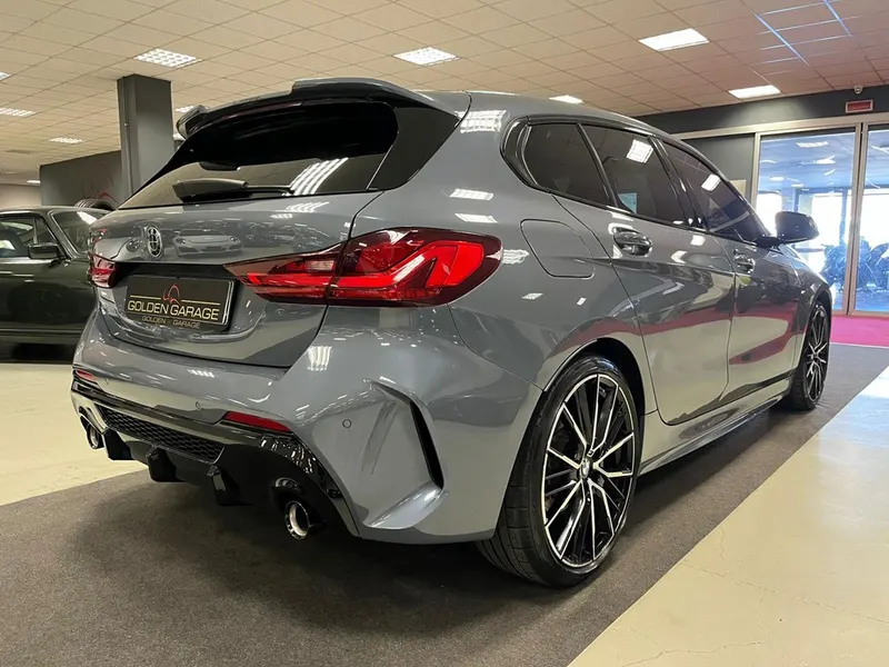 BMW 118 D Msport 5