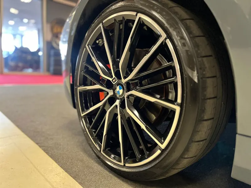BMW 118 D Msport 8