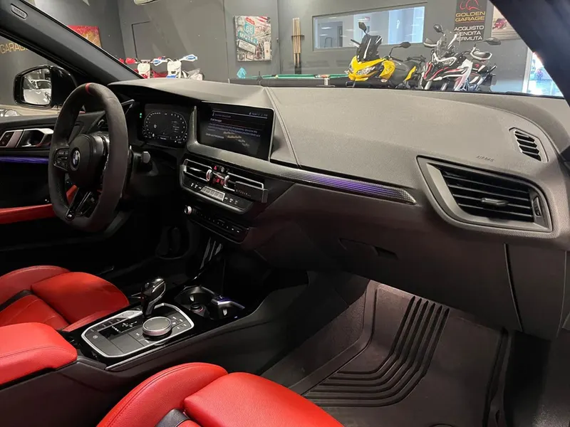 BMW 118 D Msport 12