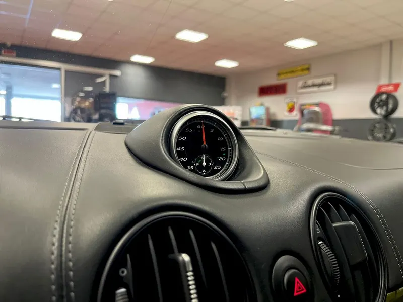 Porsche Cayman 3.4 R PDK 330cv 20