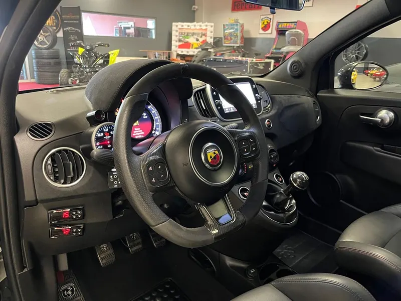 Abarth 595 Esseesse 11