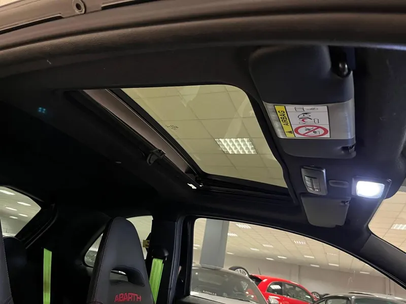 Abarth 595 Esseesse 19