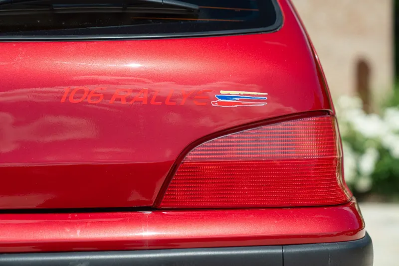 Peugeot 106 REPLICA RALLY 13