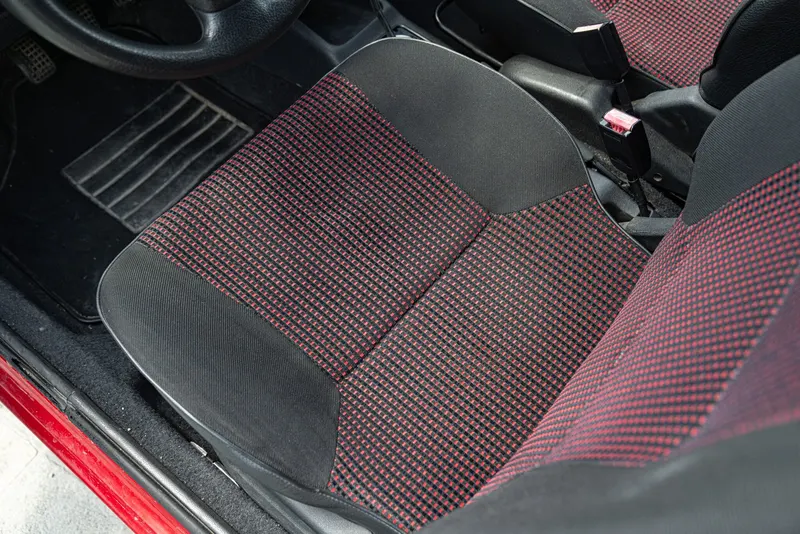 Peugeot 106 REPLICA RALLY 34