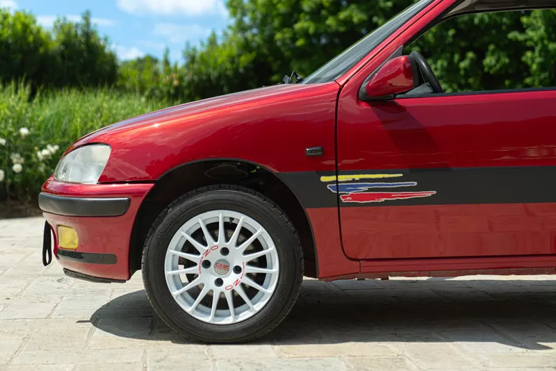 Peugeot 106 REPLICA RALLY 26