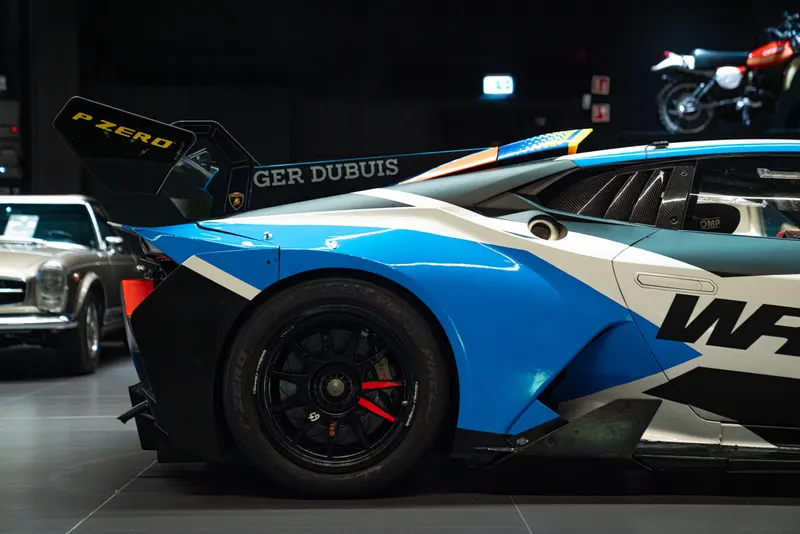 Lamborghini HURACÀN SUPER TROFEO EVO1 25