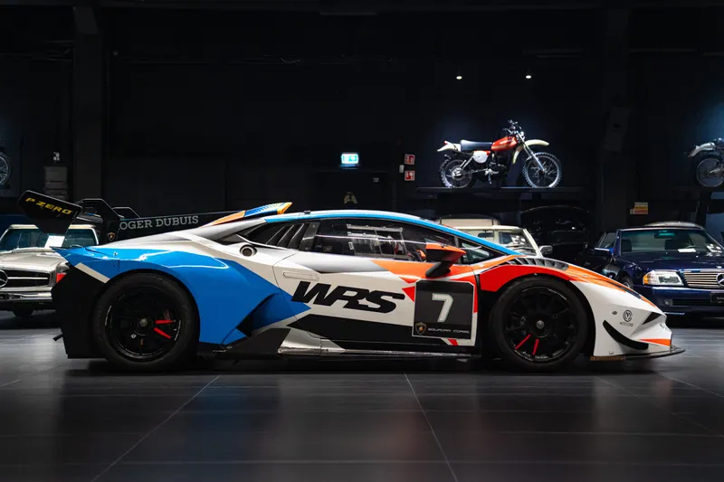 Lamborghini HURACÀN SUPER TROFEO EVO1 6