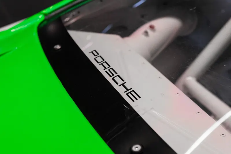 Porsche 991 (911) GT3 R 22