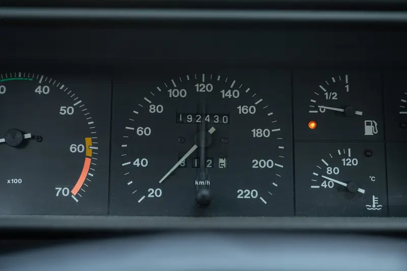 Alfa Romeo 75 2.0 54