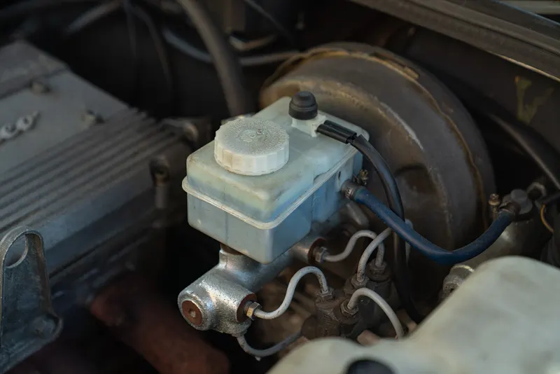 Alfa Romeo 75 2.0 64