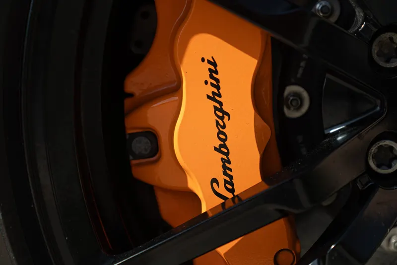 Lamborghini GALLARDO LP 570 – 4 SPYDER PERFORMANTE 36