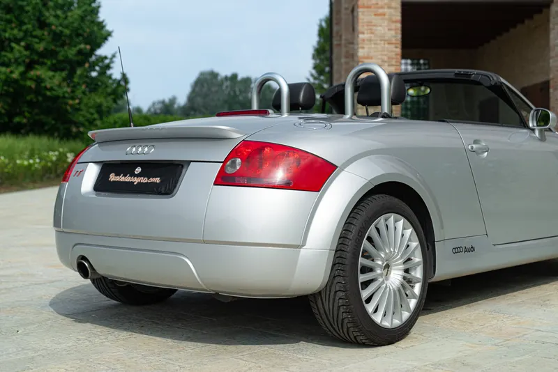 Audi TT ROADSTER 24