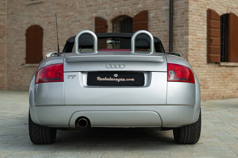 Audi TT ROADSTER 12