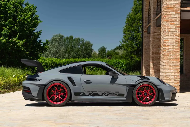 Porsche 992 (911) GT3 RS 4