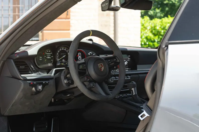 Porsche 992 (911) GT3 RS 47