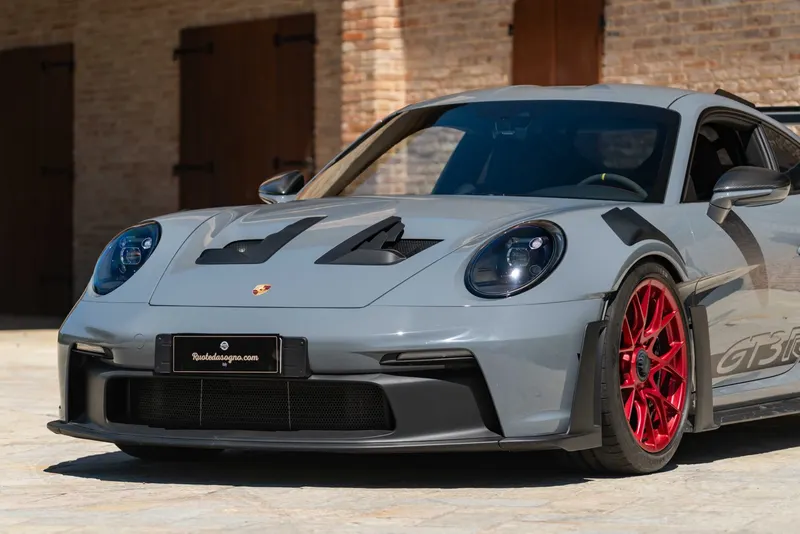 Porsche 992 (911) GT3 RS 13