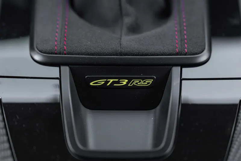 Porsche 992 (911) GT3 RS 70