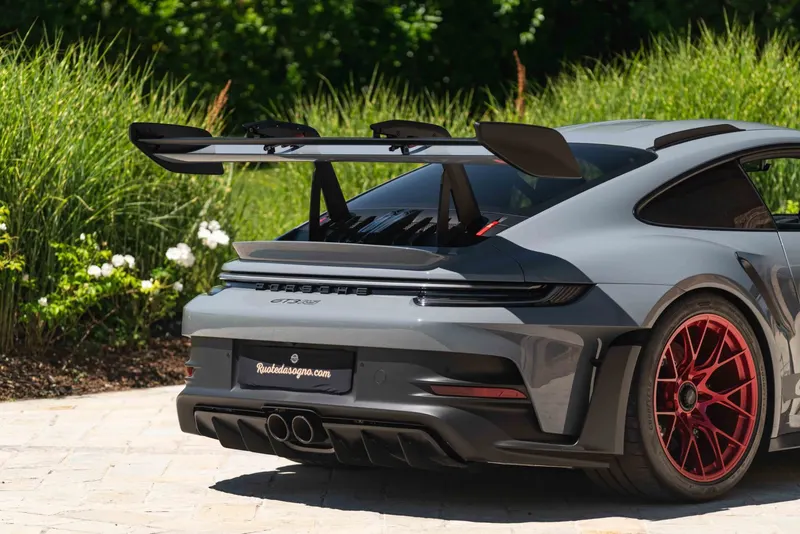 Porsche 992 (911) GT3 RS 28