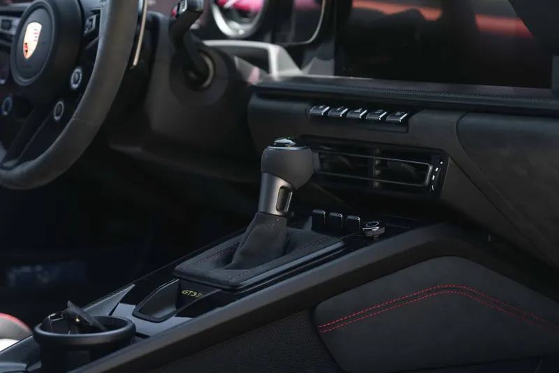 Porsche 992 (911) GT3 RS 53