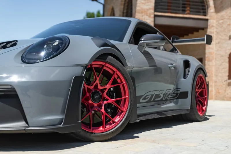 Porsche 992 (911) GT3 RS 35