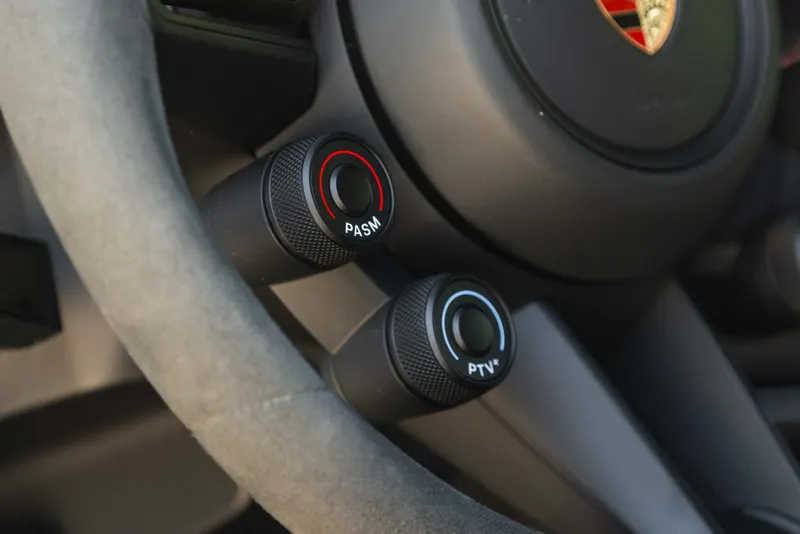 Porsche 992 (911) GT3 RS 51