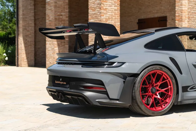 Porsche 992 (911) GT3 RS 11