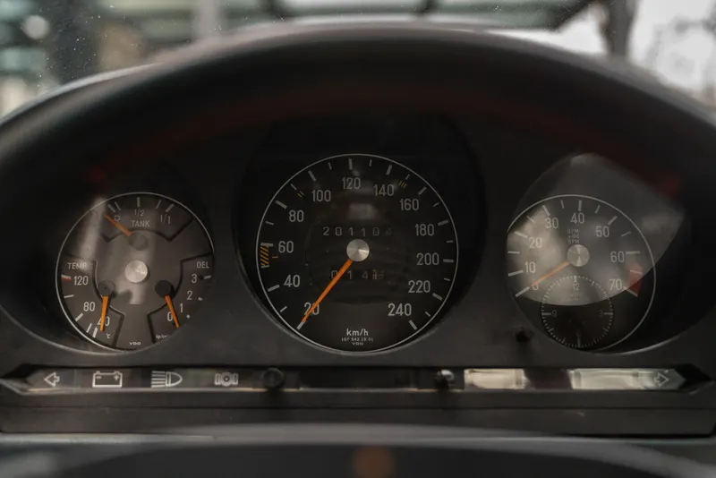 Mercedes-Benz 350 SLC Race Car 28