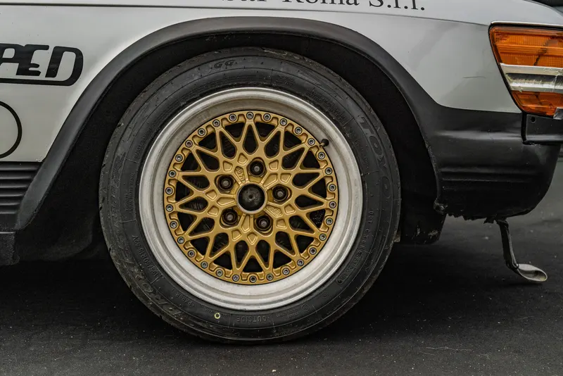 Mercedes-Benz 350 SLC Race Car 11