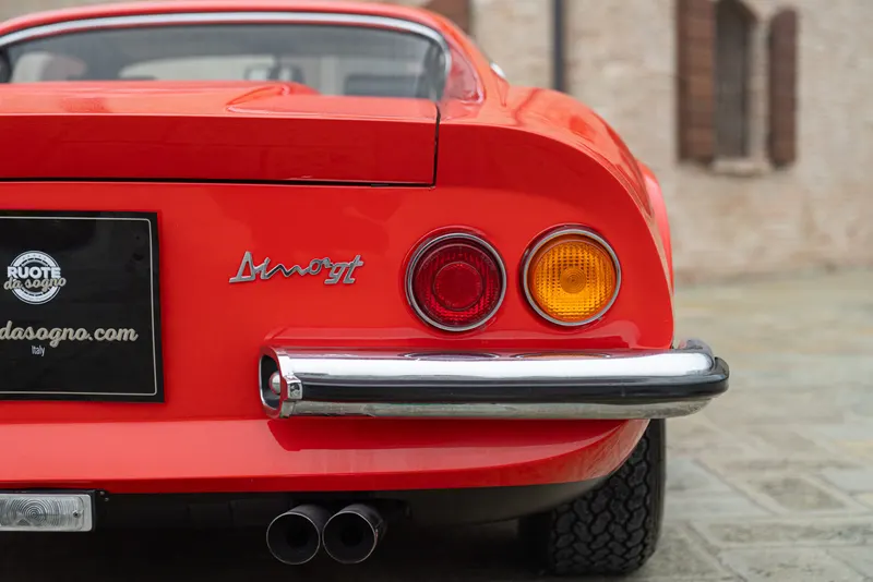 Ferrari DINO 246 GT 11