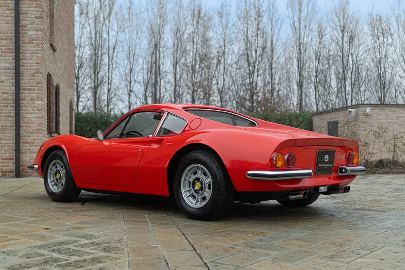 Ferrari DINO 246 GT 8