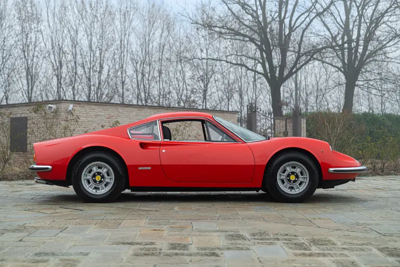 Ferrari DINO 246 GT 4