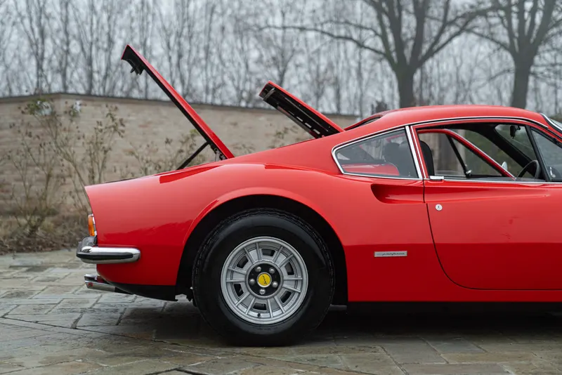 Ferrari DINO 246 GT 26