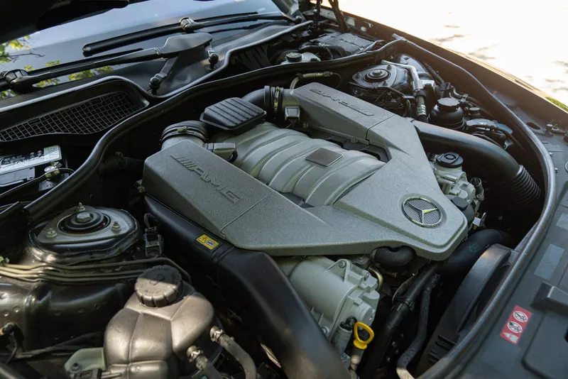 Mercedes-Benz CL 63 AMG 65