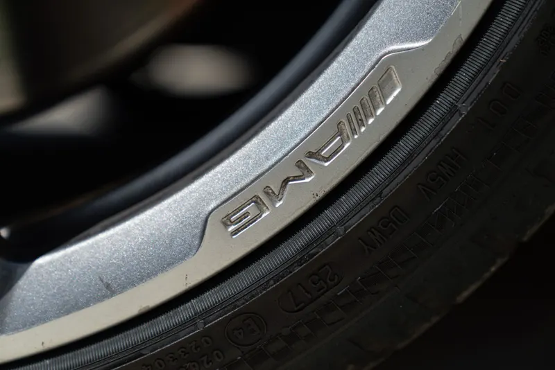 Mercedes-Benz CL 63 AMG 15