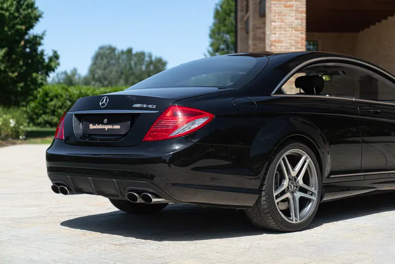 Mercedes-Benz CL 63 AMG 21