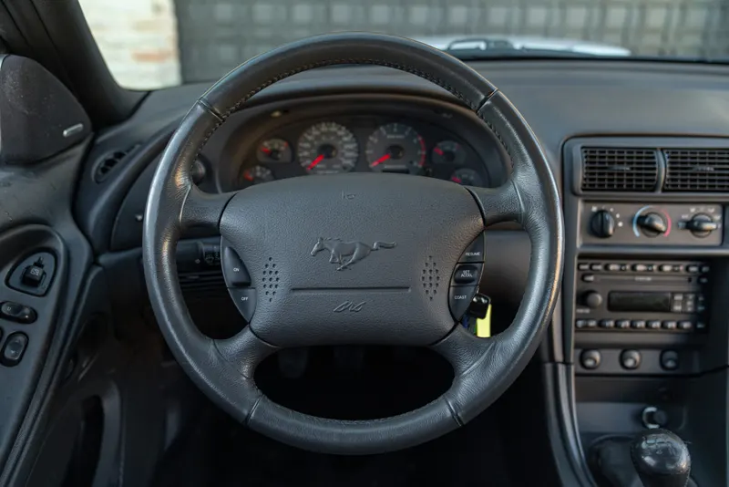 Ford MUSTANG GT V8 SRS 53