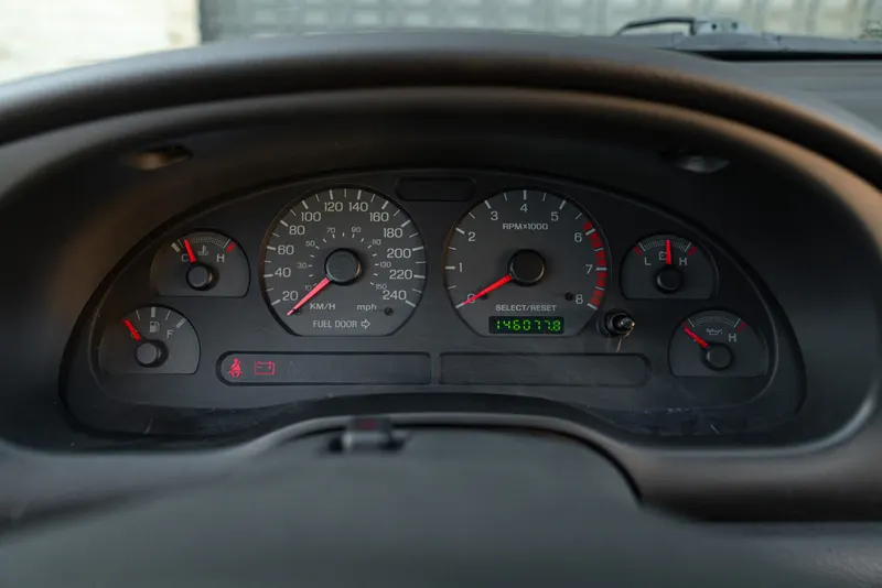 Ford MUSTANG GT V8 SRS 54