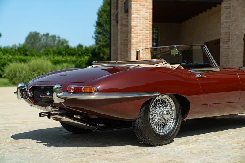 Jaguar E-TYPE 3.8 ROADSTER I°SERIE 26