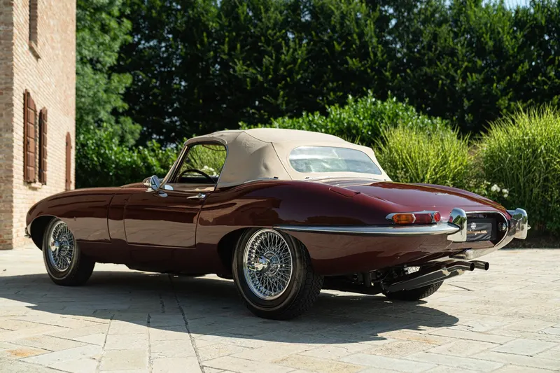 Jaguar E-TYPE 3.8 ROADSTER I°SERIE 10