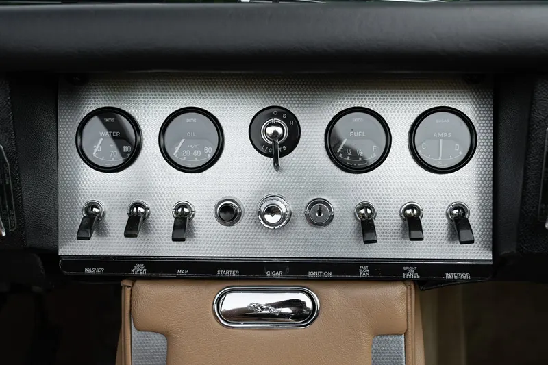 Jaguar E-TYPE 3.8 ROADSTER I°SERIE 47