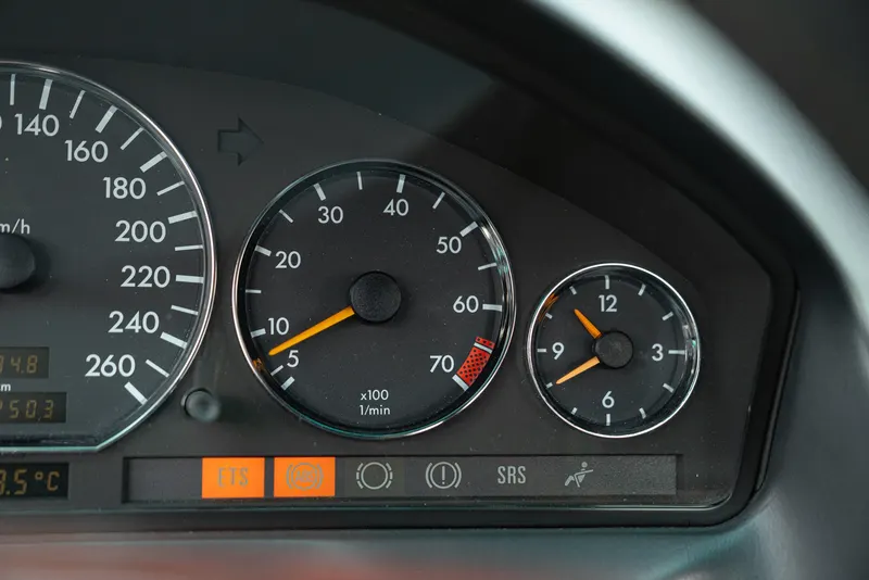 Mercedes-Benz SL 320 54