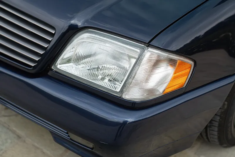 Mercedes-Benz SL 320 23