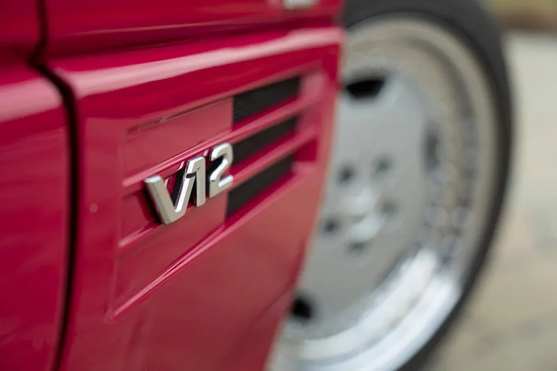 Mercedes-Benz SL 600 V12 10