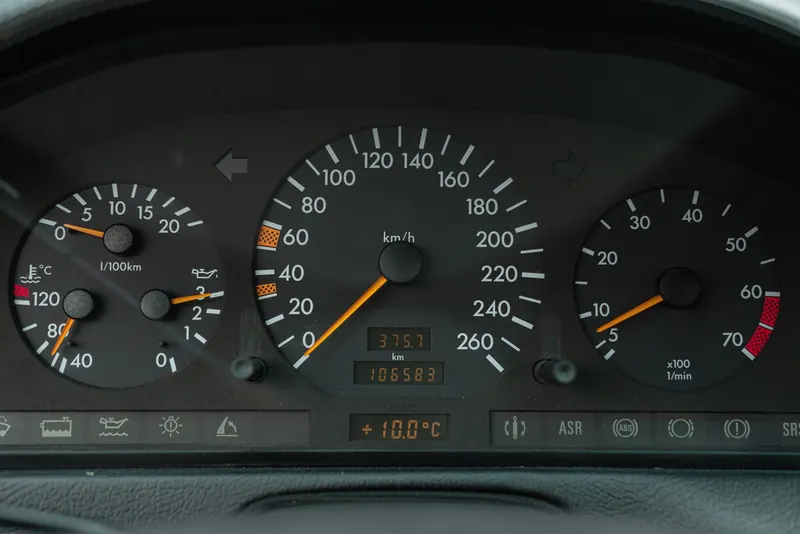 Mercedes-Benz SL 600 V12 57