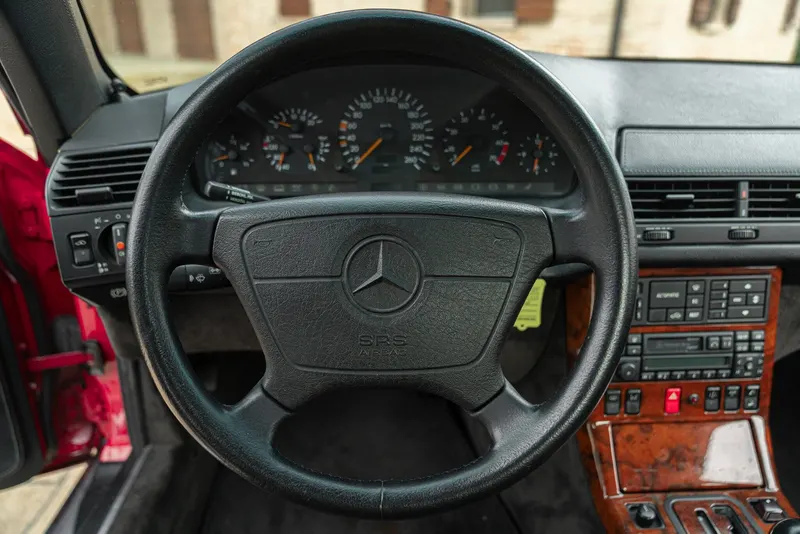 Mercedes-Benz SL 600 V12 54