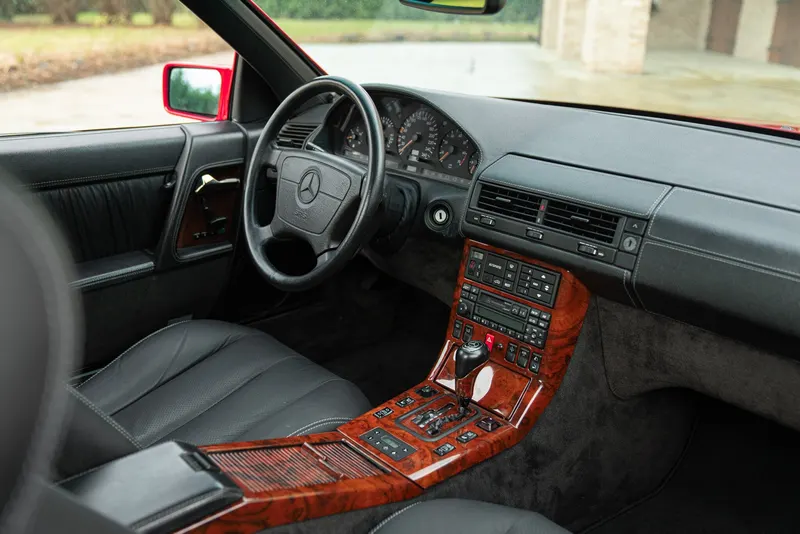 Mercedes-Benz SL 600 V12 33
