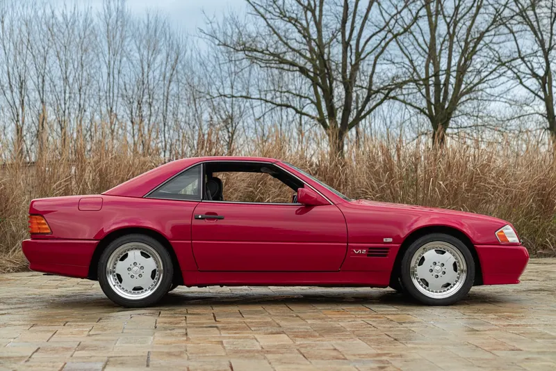 Mercedes-Benz SL 600 V12 4