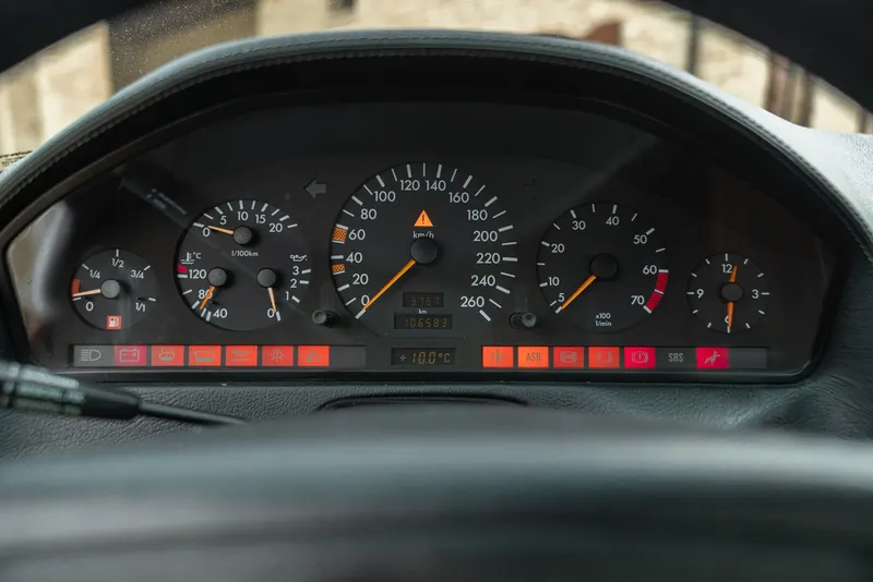 Mercedes-Benz SL 600 V12 55