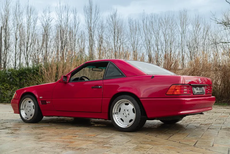 Mercedes-Benz SL 600 V12 7
