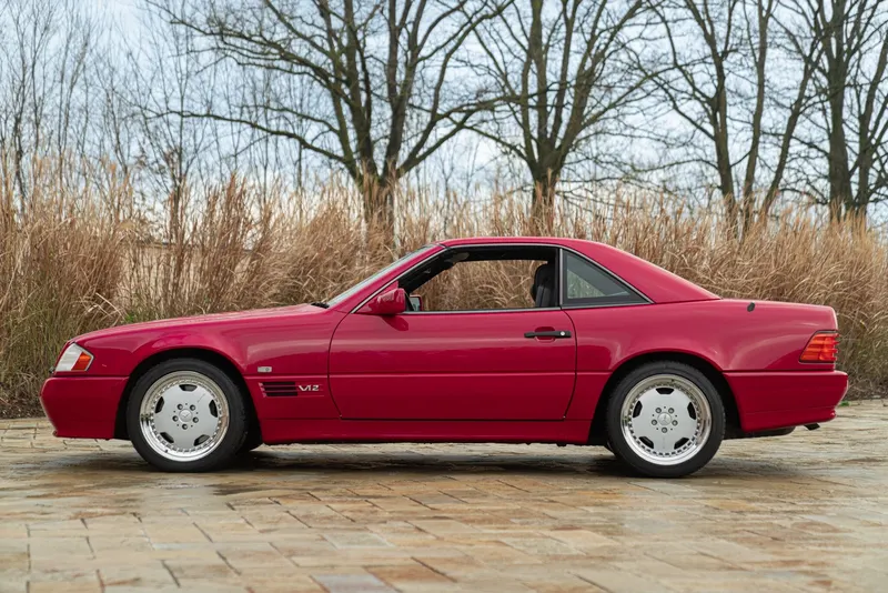 Mercedes-Benz SL 600 V12 5